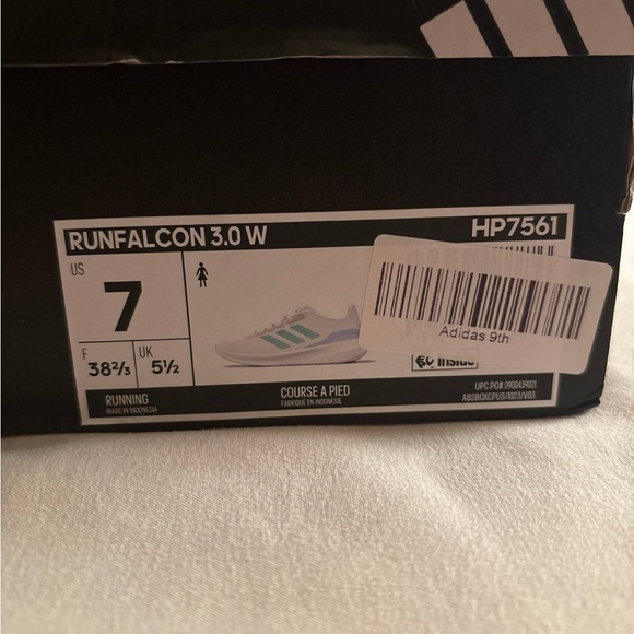 Adidas - Picture 5 of 5